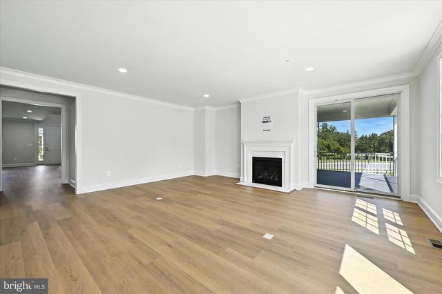 100 VILLABROOK WAY, Baltimore, MD 21212