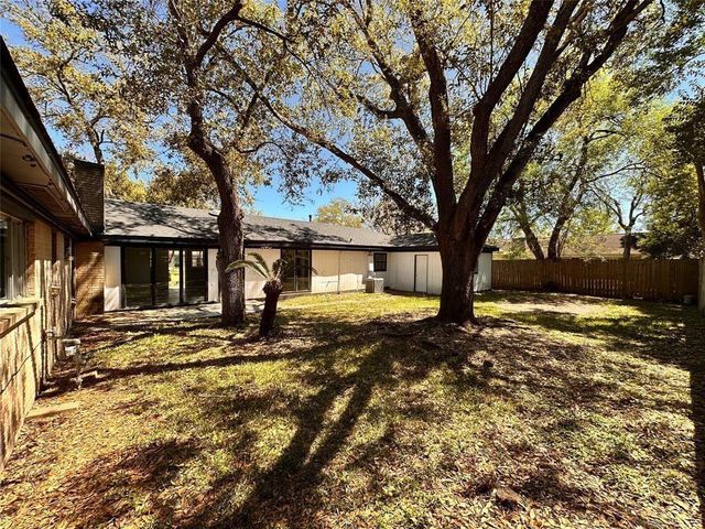 738 Beachcomber Lane, Houston, TX 77062