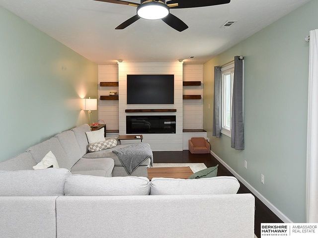 11755 Himebaugh Circle, Omaha, NE 68164