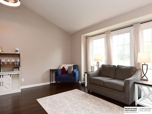 11755 Himebaugh Circle, Omaha, NE 68164
