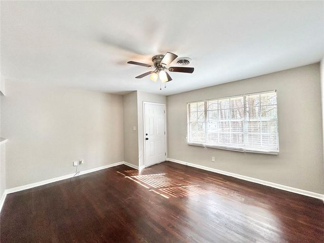 6496 Raymond Drive, Union City, GA 30291