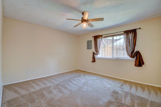 8906 Spain Road NE, Albuquerque, NM 87111