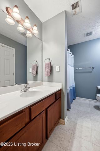 17508 Curry Branch Rd, Louisville, KY 40245