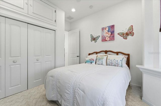 322 TRAVELERS DRIVE, Polk City, FL 33868