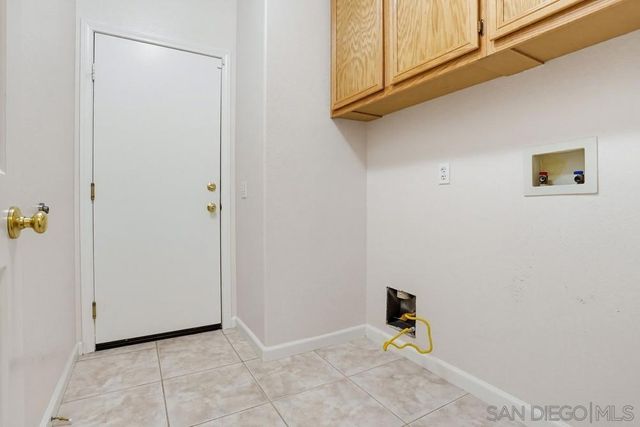 713 Bel Air W, Vista, CA 92084