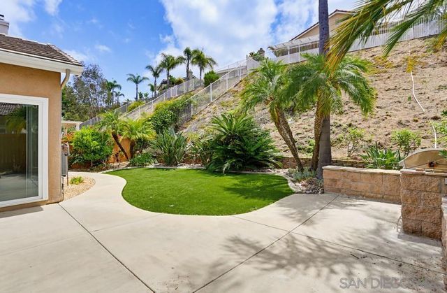 713 Bel Air W, Vista, CA 92084