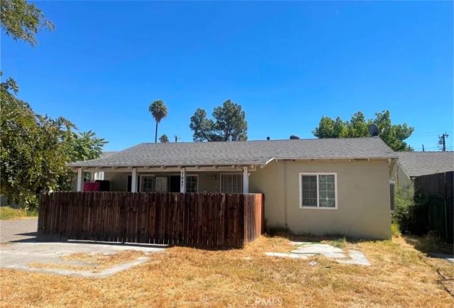 7047 Dwight Way Way, San Bernardino, CA 92404