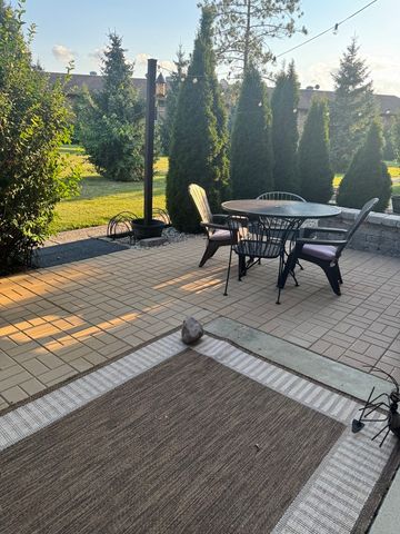832 E Old Willow Road 103, Prospect Heights, IL 60070