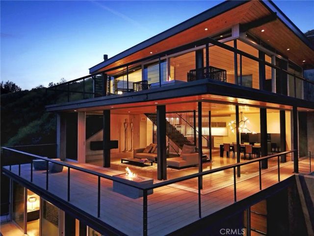 2917 Durand Drive, Los Angeles, CA 90068
