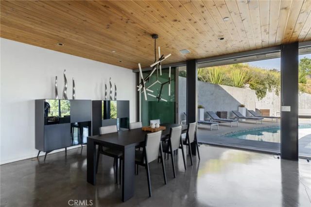 2917 Durand Drive, Los Angeles, CA 90068