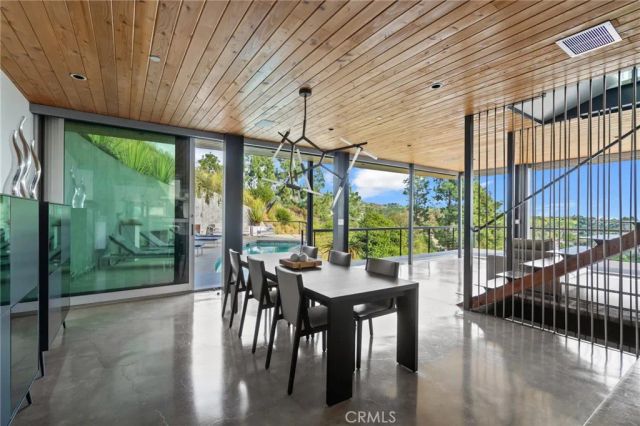 2917 Durand Drive, Los Angeles, CA 90068