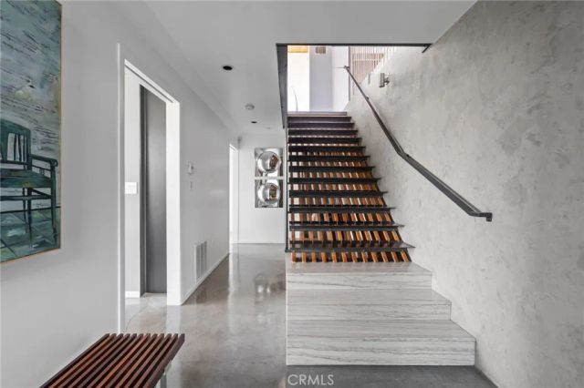 2917 Durand Drive, Los Angeles, CA 90068