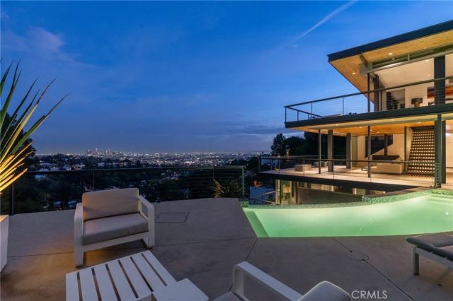 2917 Durand Drive, Los Angeles, CA 90068
