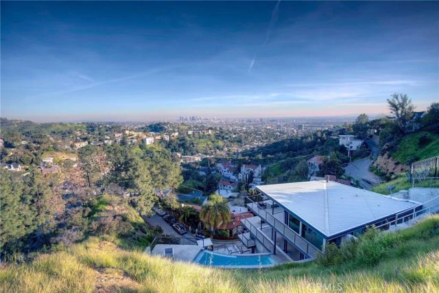 2917 Durand Drive, Los Angeles, CA 90068