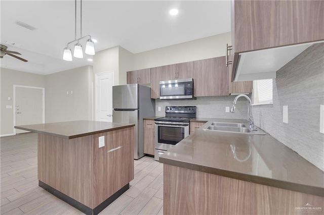 1609 Broome Street, Edinburg, TX 78541