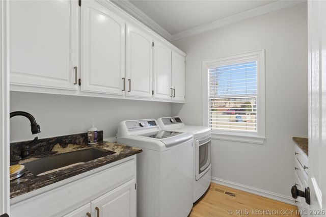 11938 S Canton Avenue, Tulsa, OK 74137