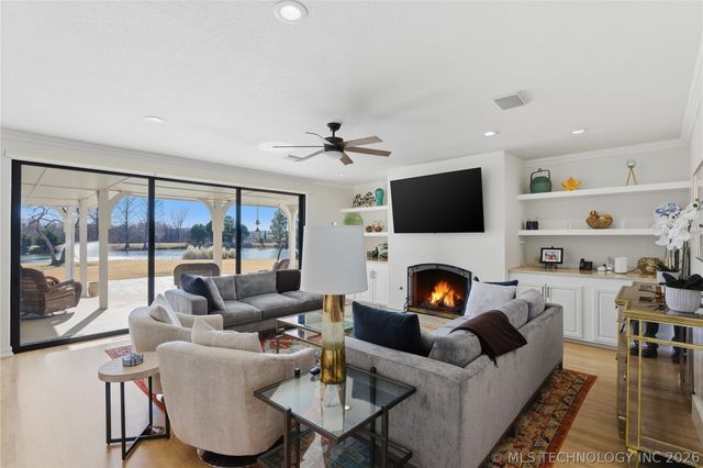 11938 S Canton Avenue, Tulsa, OK 74137