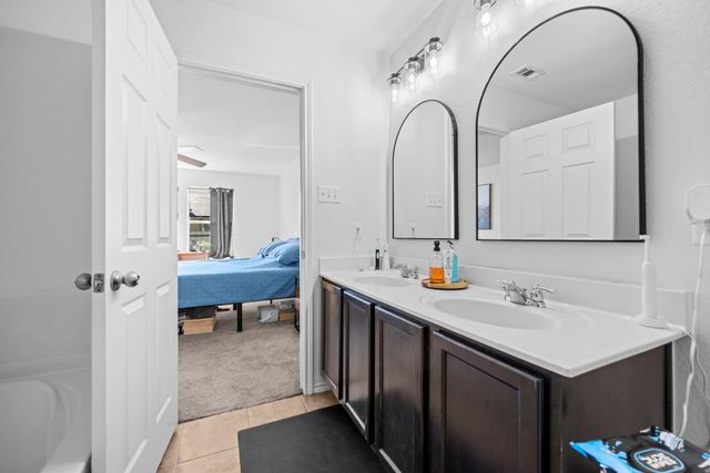 306 E Vega LN, Killeen, TX 76542