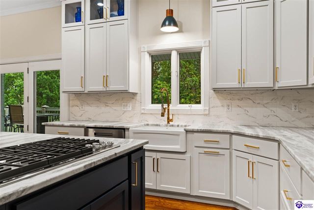 707 Foxfire Road, Elizabethtown, KY 42701