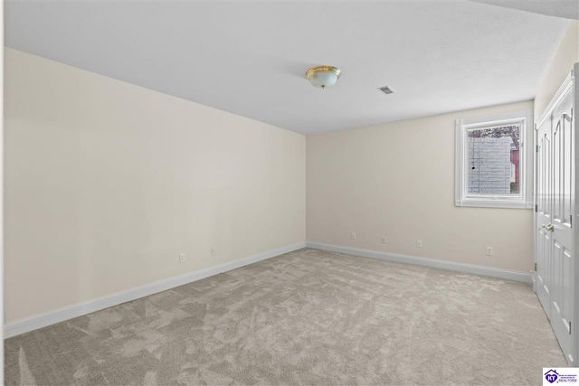 707 Foxfire Road, Elizabethtown, KY 42701