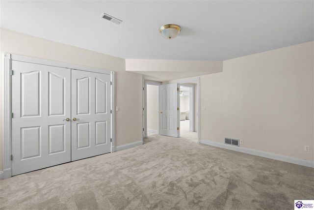 707 Foxfire Road, Elizabethtown, KY 42701