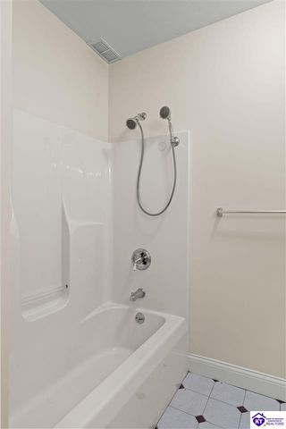 707 Foxfire Road, Elizabethtown, KY 42701