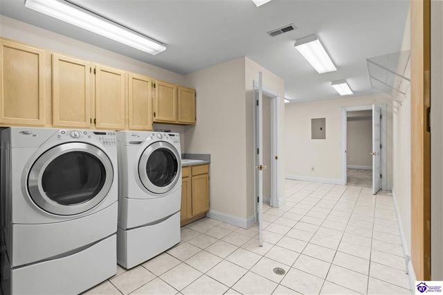 707 Foxfire Road, Elizabethtown, KY 42701