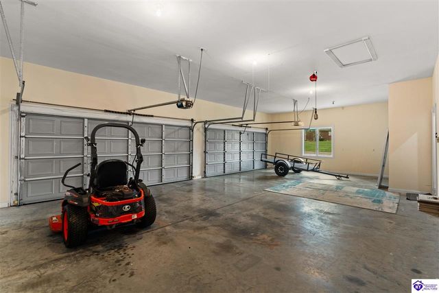 707 Foxfire Road, Elizabethtown, KY 42701