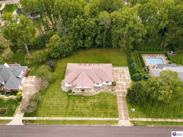 707 Foxfire Road, Elizabethtown, KY 42701