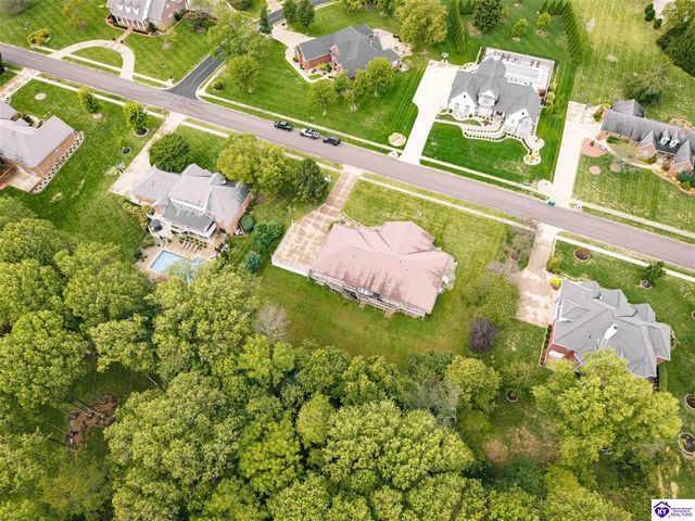 707 Foxfire Road, Elizabethtown, KY 42701