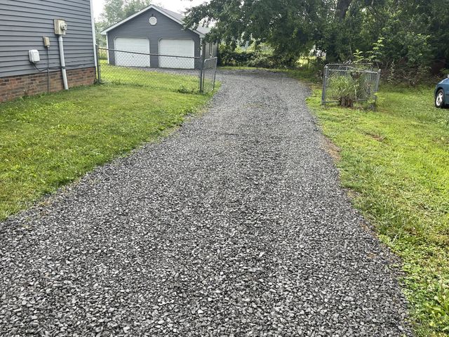 641 Airport Rd, Portland, TN 37148