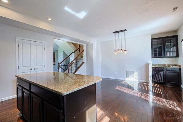 9574 Union Park, West Chester, OH 45069
