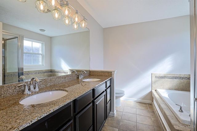 9574 Union Park, West Chester, OH 45069