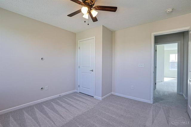 9574 Union Park, West Chester, OH 45069