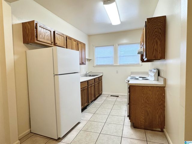 737 40TH PLACE, Fairfield, AL 35064