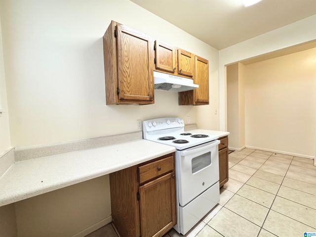 737 40TH PLACE, Fairfield, AL 35064