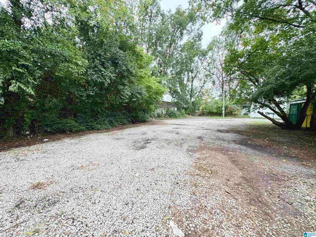 737 40TH PLACE, Fairfield, AL 35064