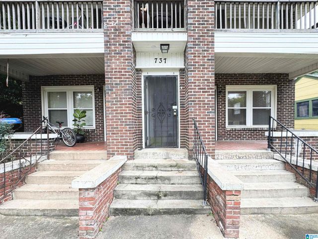 737 40TH PLACE, Fairfield, AL 35064