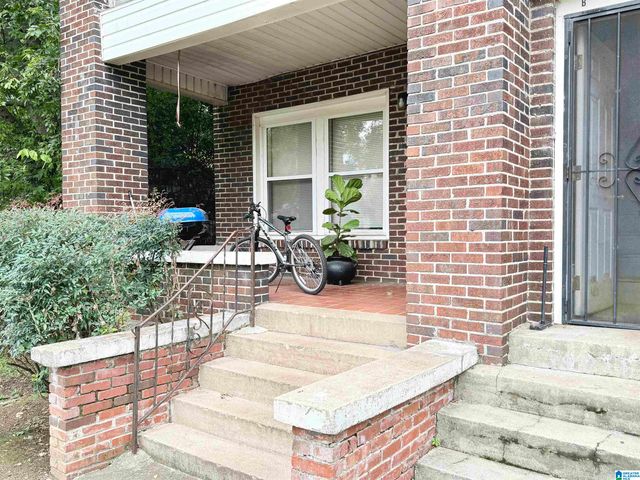 737 40TH PLACE, Fairfield, AL 35064