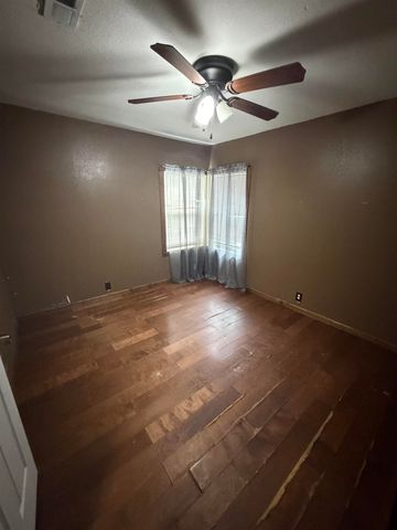 2312 N Minnesota, Wichita, KS 67219