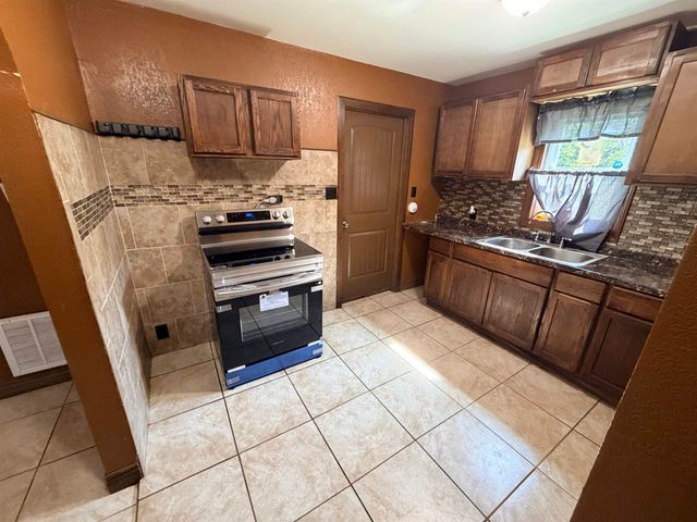 2312 N Minnesota, Wichita, KS 67219