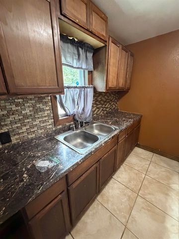 2312 N Minnesota, Wichita, KS 67219