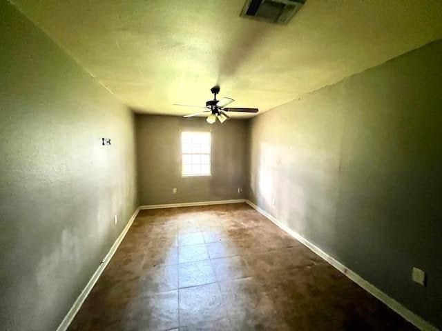 5252 N Shamrock Dr, Baton Rouge, LA 70814