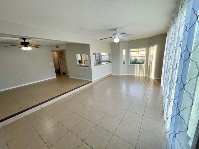 275 MANGO DRIVE, Davenport, FL 33897