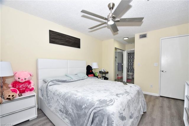 1275 Wildwood Lakes BLVD 303, Naples, FL 34104