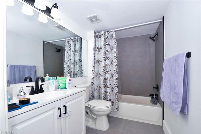 1275 Wildwood Lakes BLVD 303, Naples, FL 34104