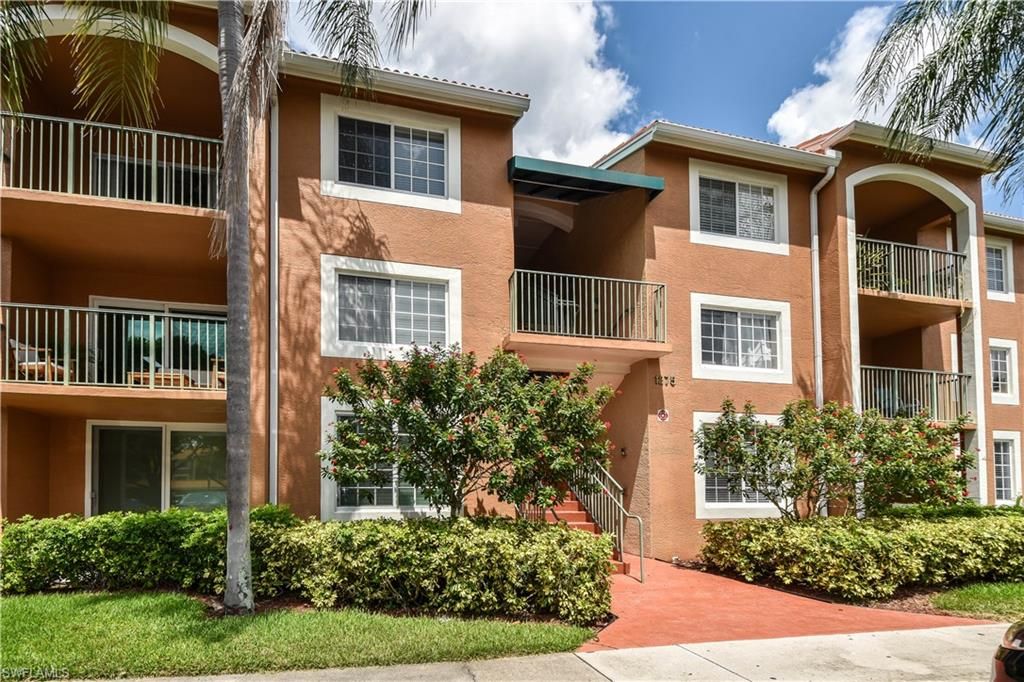 1275 Wildwood Lakes BLVD 303, Naples, FL 34104