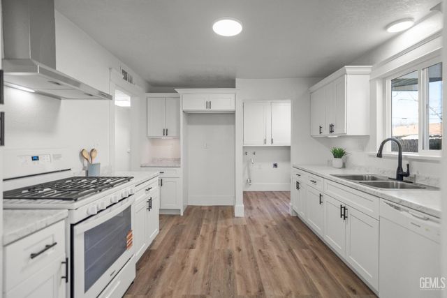 500 Jefferson, Bakersfield, CA 93305