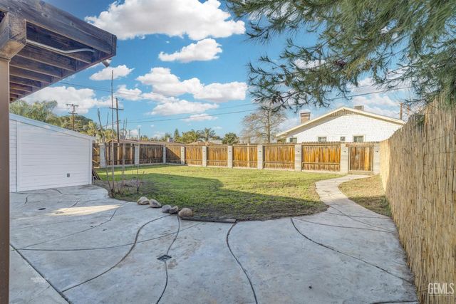 500 Jefferson, Bakersfield, CA 93305