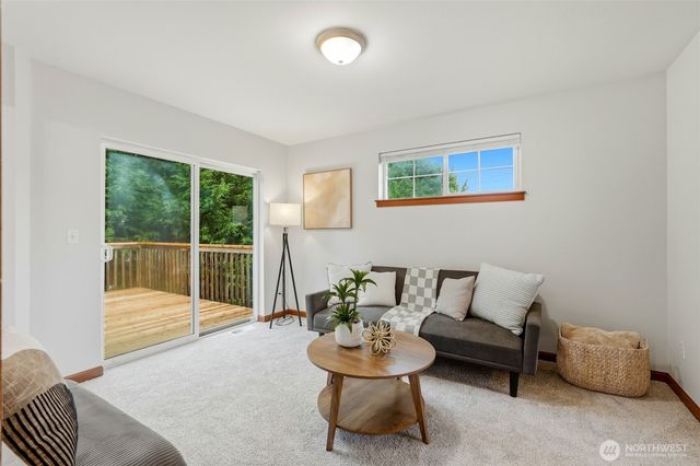 8017 64th Street SE, Snohomish, WA 98290